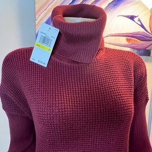 NWT 🎁 Michael Kors Maroon Turtleneck Sweater